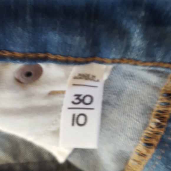 Loft denim jean shorts - Picture 3 of 4